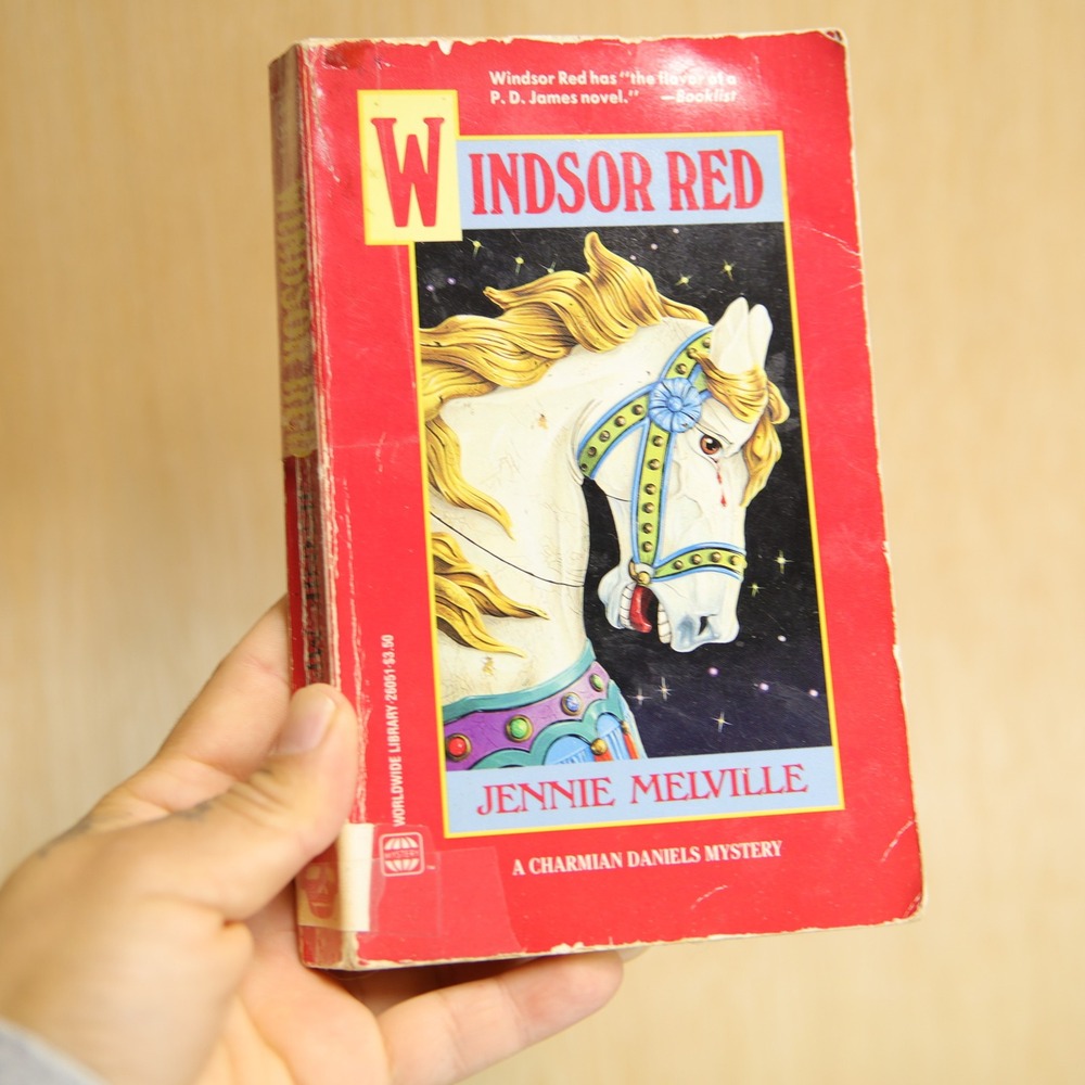 Windsor Red Jennie Melville Charmian Daniels Mystery Vintage Paperback 1988